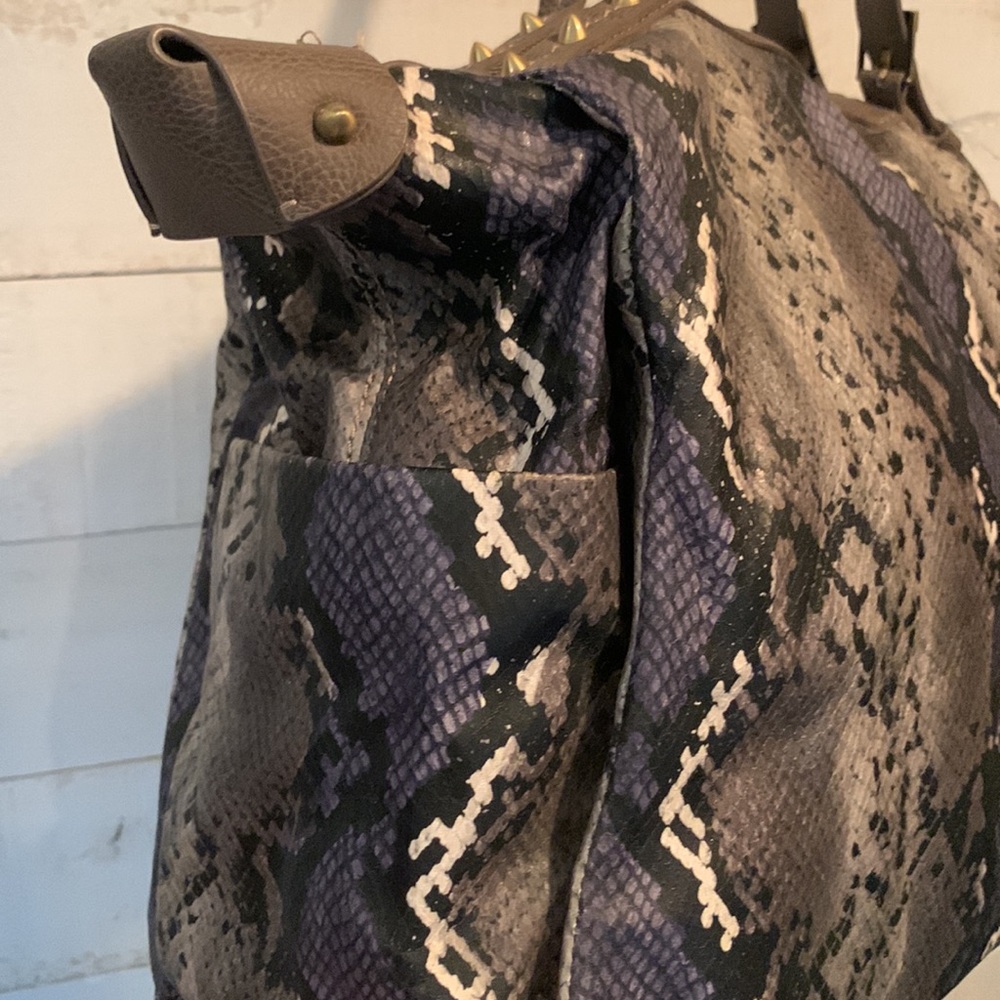 Rachel Roy Handbag - Picture 4 of 16